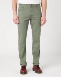 WRANGLER MĘSKIE SPODNIE MATERIAŁOWE GREENSBORO DUSTY OLIVE 112341466 W15Q018115. Zielone spodnie materiałowe Wrangler, l, bez wzorów, z materiału. Za 219.99 zł.