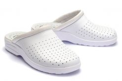 SANITAL FLEX 10601 white, klapki profilaktyczne męskie. Białe klapki Sanital Flex, ze skóry. Za 101.52 zł.