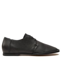 Półbuty Vic Matié. Czarne eleganckie półbuty Vic Matié, bez wzorów, bez obcasa, bez zapięcia. Za 2,669.00 zł.