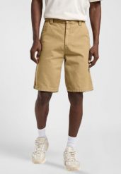 MĘSKIE SPODENKI LEE CARPENTER SHORT OSCAR KHAKI 112364158. Brązowe szorty Lee, m, bez wzorów, z materiału. Za 189.99 zł.