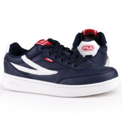 Buty męskie sportowe Fila SEVARO. Białe buty sportowe casual Fila, bez wzorów, bez zapięcia. W wyprzedaży za 199.00 zł.