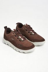 Sneakersy męskie zamszowe AERONAUTICA MILITARE. Buty sportowe casual Aeronautica Militare, bez wzorów, z zamszu, bez zapięcia. W wyprzedaży za 734.30 zł.