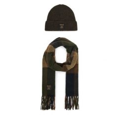 Zestaw szalik i czapka Barbour. Zielone czapki zimowe Barbour, bez wzorów. Za 354.99 zł.