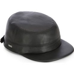 Czapka męska. Czarne czapki z daszkiem Wittchen, na zimę, bez wzorów, z bawełny. W wyprzedaży za 159.90 zł.