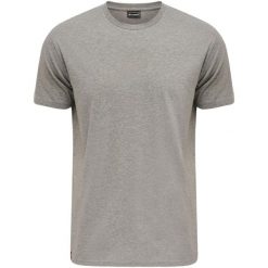 Koszulka Hummel Red Basic. Szare t-shirty sportowe Hummel, bez wzorów, z bawełny, bez ramiączek, na fitness i siłownię. Za 117.00 zł.
