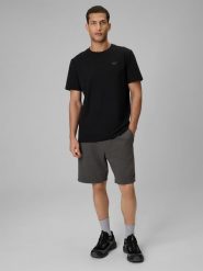 4F Spodenki dresowe męskie - szare S. Szare krótkie spodenki sportowe 4F, l, bez wzorów, z dresówki. Za 79.99 zł.