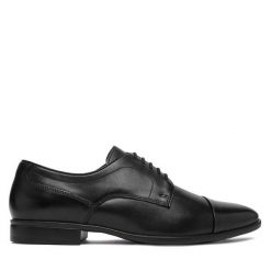 Półbuty Geox. Czarne eleganckie półbuty Geox, bez wzorów, bez obcasa, bez zapięcia. Za 549.99 zł.