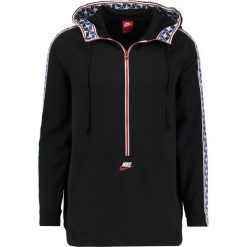 Nike Sportswear TAPED HALF Bluza z kapturem black/sail. Bluzki z długim rękawem marki Nike Sportswear. Za 359.00 zł.