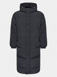 Outhorn Płaszcz zimowy OTHAW23TDJAM263 Czarny Regular Fit. Czarne kurtki Outhorn, na zimę, l, bez wzorów, z syntetyku, bez kaptura. Za 269.99 zł.