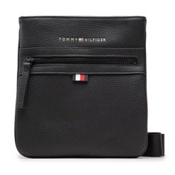 Saszetka Tommy Hilfiger. Czarne saszetki i nerki Tommy Hilfiger, bez wzorów. Za 259.99 zł.