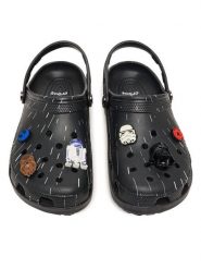 Crocs Klapki Star Wars™ Hyperspace Classic Clog 213002 Czarny. Czarne klapki Crocs, z tworzywa sztucznego. Za 299.99 zł.