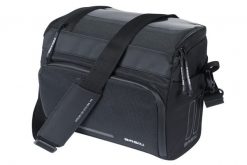 Torba rowerowa na kierownicę „Move”, czarna. Czarne torby na ramię BASIL, bez wzorów, z materiału, na ramię, bez dodatków. Za 239.97 zł.