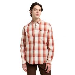 MESKA KOSZULA LEE LEE BUTTON DOWN RED CLAY PLAID 112370545. Czerwone koszule Lee, s, bez wzorów, bez kołnierzyka, bez ramiączek. Za 169.99 zł.