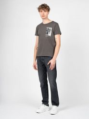 Pepe Jeans T-shirt "Tide" | PM508528 | Tide | Mężczyzna | Czarny. Czarne t-shirty Pepe Jeans, m, z aplikacjami, z bawełny, bez kołnierzyka, bez ramiączek. W wyprzedaży za 99.00 zł.