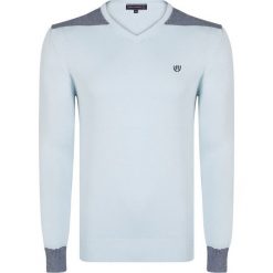 FELIX HARDY sweter męski M jasnoniebieski. Niebieskie swetry nierozpinane Felix Hardy, m, z aplikacjami, bez kołnierzyka, bez ramiączek. Za 169.00 zł.