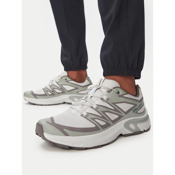 Sneakersy Salomon. Szare espadryle Salomon, bez wzorów, bez obcasa, bez zapięcia. Za 479.99 zł.