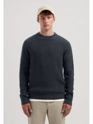 DSTREZZED Sweter w kolorze granatowym rozmiar: M. Niebieskie swetry nierozpinane Dstrezzed, m, bez wzorów, ze splotem, bez kołnierzyka, bez ramiączek. Za 202.03 zł.