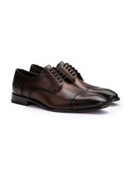 LLOYD Skórzane trzewiki w kolorze brązowym rozmiar: 42. Brązowe botki sznurowane Lloyd, bez wzorów, bez obcasa, bez zapięcia. Za 334.95 zł.