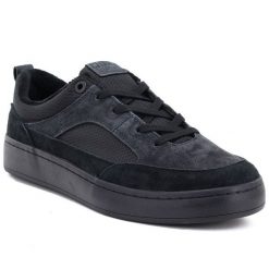 Skórzane półbuty sportowe męskie casual czarne Big Star UU174118. Czarne eleganckie półbuty BIG STAR, bez wzorów, z materiału, bez obcasa, bez zapięcia. Za 189.99 zł.