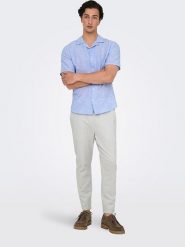 ONLY & SONS Spodnie w kolorze jasnoszarym rozmiar: M. Szare spodnie materiałowe Only & Sons, m, bez wzorów, z materiału. Za 91.77 zł.