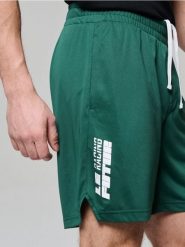 Szorty sportowe - zielony. Zielone krótkie spodenki sportowe Sinsay, l, bez wzorów, z materiału. Za 17.99 zł.