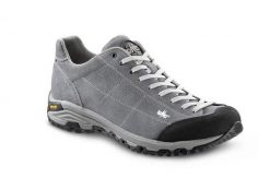 Buty do chodzenia Lomer Maipos Suede MTX. Czarne buty turystyczne LOMER, bez wzorów, z materiału, bez zapięcia, na fitness i siłownię. Za 584.50 zł.