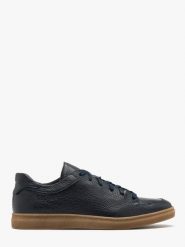 KOMODO Buty Męskie mokasyny 875 czerwone. Czerwone mokasyny bez wzorów, bez obcasa, bez zapięcia. Za 377.80 zł.