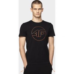 T-shirt męski. T-shirty 4F, m, bez wzorów, bez kołnierzyka, bez ramiączek. Za 49.99 zł.