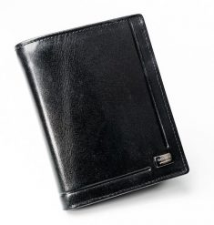 Portfel męski skórzany RFID Rovicky czarny. Czarne portfele ROVICKY, bez wzorów, ze skóry. Za 74.00 zł.