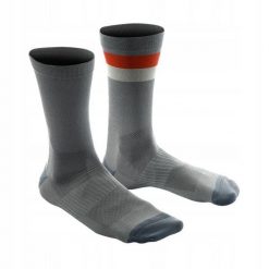 Skarpetki rowerowe Dainese HG AER Socks. Szare skarpety Dainese, bez wzorów. Za 100.00 zł.