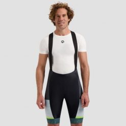 Spodenki rowerowe męskie Rogelli Hero II. Czarne spodenki rowerowe Rogelli, m, bez wzorów, rowerowe. Za 318.00 zł.