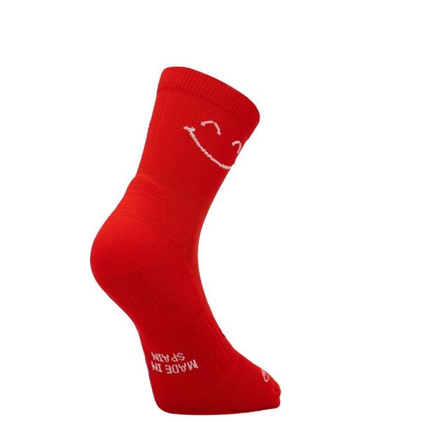 HAPPY MODE RED - SKARPETKI DO BIEGANIA ULTRALEKKIE. Czerwone skarpety SPORCKS, bez wzorów, z nylonu. Za 156.00 zł.