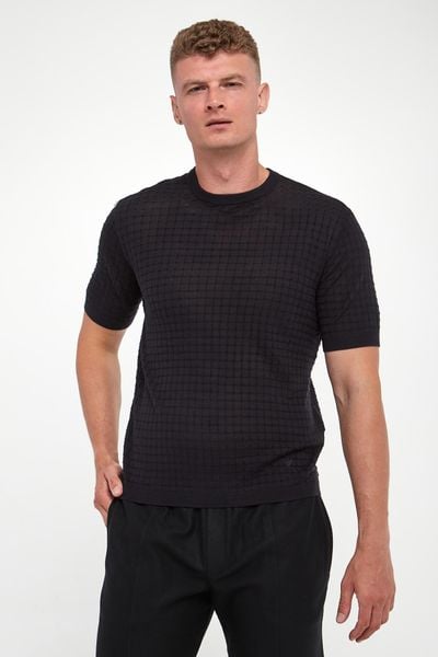 T-shirt męski z wełną EMPORIO ARMANI. T-shirty Emporio Armani, m, bez wzorów, z wełny, bez kołnierzyka, bez ramiączek. Za 769.00 zł.