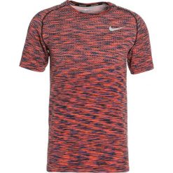 Nike Performance DRI FIT KNIT Tshirt basic black/hyper crimson/purple comet/reflective silver (space dye). T-shirty marki Nike Performance, z materiału. W wyprzedaży za 181.30 zł.
