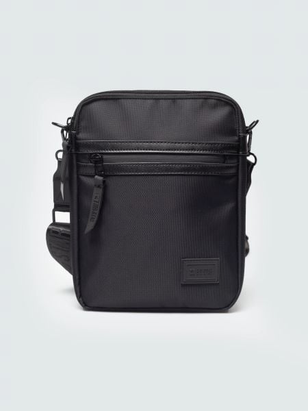 Torba męska typu crossbody czarna markos 906. Czarne torby na ramię BIG STAR, bez wzorów, z materiału, na ramię, bez dodatków. Za 139.99 zł.