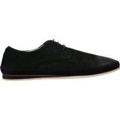 Półbuty. Eleganckie półbuty marki Asics lifestyle. W wyprzedaży za 99.90 zł.