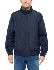 Męska Kurtka Zimowa Mustang Style Limon Dark Sapphire 1016236 4136. Niebieskie kurtki Mustang, na zimę, m, bez wzorów, bez kaptura. Za 259.99 zł.