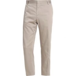 Calvin Klein PAVEL Spodnie garniturowe grey. Eleganckie spodnie marki CALVIN KLEIN. Za 549.00 zł.