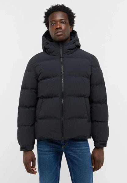 Męska Kurtka zimowa Mustang Style Oakfield Jet Black 1017069 4188. Czarne kurtki Mustang, na zimę, m, bez wzorów, bez kaptura. Za 499.99 zł.