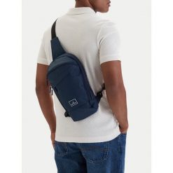 Saszetka Nautica. Niebieskie saszetki i nerki Nautica, bez wzorów, małe, bez dodatków. Za 69.99 zł.