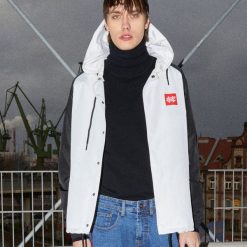 Kurtka z kolekcji Heritage - Biały. Kurtki marki Cropp. Za 129.99 zł.