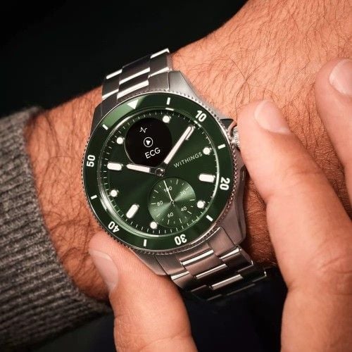 Zegarek Withings Scanwatch Nova - zegarek z funkcją EKG, pomiarem pulsu, SPO2 i temperatury oraz mierzeniem aktywności fizycznej i snu (42mm, green). Zielone zegarki smartwatch Withings, bez wzorów. Za 3,277.99 zł.