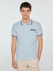 Koszulka męska polo z kontrastowym wykoŅczeniem niebieska Polos 400. Niebieskie koszulki polo BIG STAR, l, bez wzorów, z dzianiny, bez kołnierzyka, bez ramiączek. Za 139.99 zł.