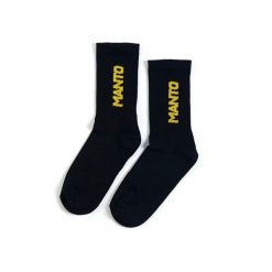 Skarpetki sportowe Manto Logotype 23. Białe skarpetki sportowe Manto, bez wzorów, z bawełny. Za 47.99 zł.