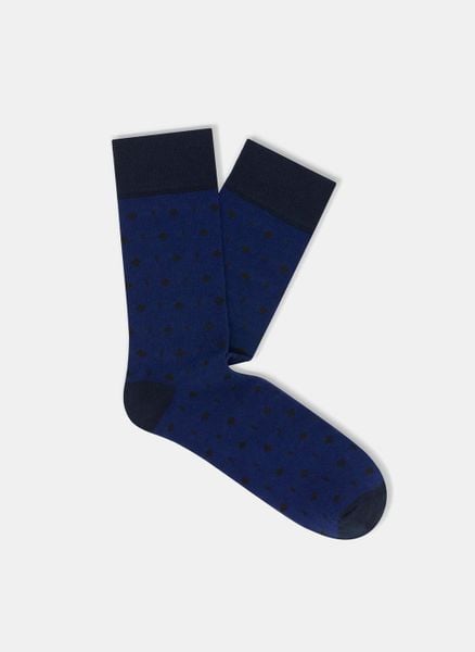 Niebieskie skarpetki w granatowe wzorki P000B-SX-511-N. Niebieskie skarpety Pako Lorente, bez wzorów, z dzianiny. Za 39.99 zł.