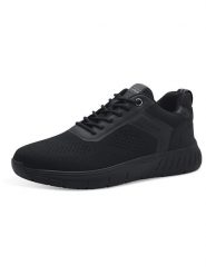 S.Oliver Sneakersy w kolorze czarnym rozmiar: 44. Czarne buty sportowe casual S.Oliver, bez wzorów, z materiału, bez zapięcia. Za 171.28 zł.