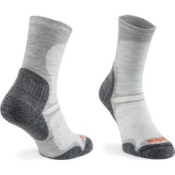 Męskie skarpety trekkingowe Bridgedale Ultralight T2 Performance Crew Merino. Szare skarpety Bridgedale, bez wzorów. Za 92.98 zł.
