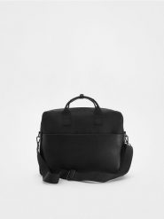 Torba aktówka na ramię - czarny. Czarne torby na ramię Reserved, bez wzorów, ze skóry, na ramię, małe, bez dodatków. W wyprzedaży za 119.99 zł.