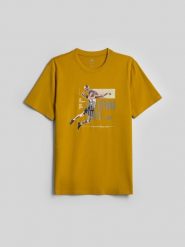 4F T-shirt regular z nadrukiem męski - żółty S. Żółte t-shirty 4F, m, bez wzorów, z bawełny, bez kołnierzyka, bez ramiączek. Za 79.99 zł.