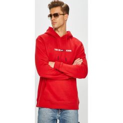Tommy Jeans - Bluza. Bluzy marki Tommy Jeans. W wyprzedaży za 359.90 zł.